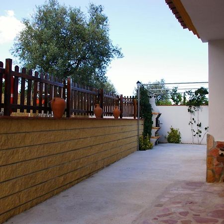Hostal Y Apartamento Rural Los Naranjos Melegis 외부 사진